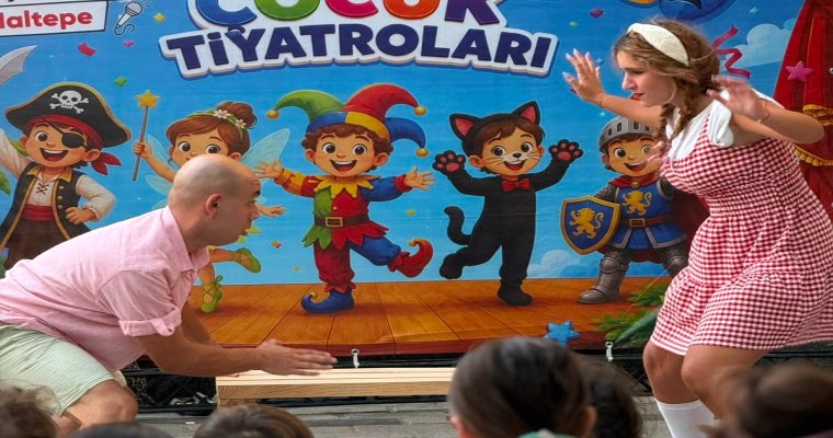 Maltepe’de yaz tiyatroları çocukları eğlendiriyor