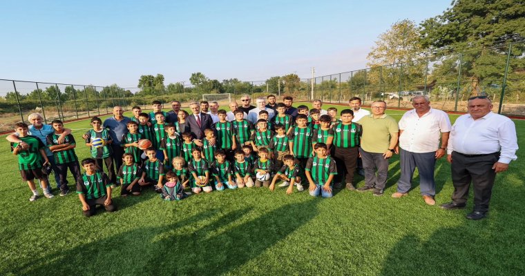 Sakarya’da çocukların yüzü güldü