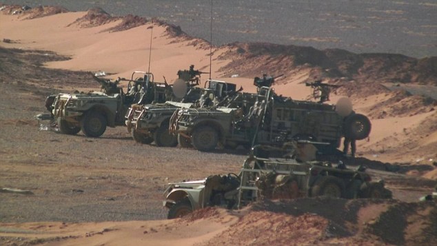 British-troops-armed-with-heavy-machine-guns-are-seen-defending-Syrian-rebel-base-against-ISIS-for-the-first-time (1)