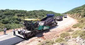 Antalya’da Demre ile Kaş’ı birleştiren yolda çalışma