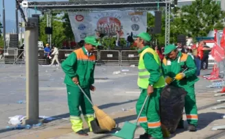 1 Mayıs'ın asıl emekçileri; çalışan temizlik işçileri