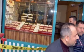 Adana'da kuyumcuyu soymak istediler