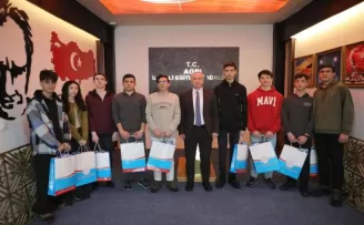 Ağrılı öğrencişler Batman’da TÜBİTAK’ta ödüllendirildi