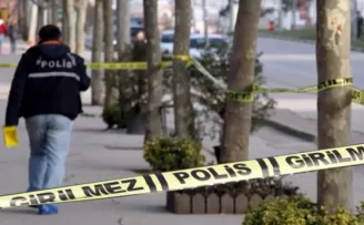 Ankara'da 1'i polis 2 yaralı
