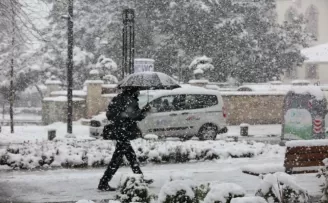 Ankara’da eğitime kar tatili!