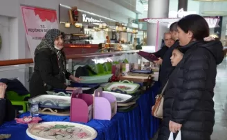 Ankara Keçiören’de konukevi sakinlerinden el emeği sergisi