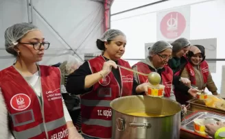 Ankara Keçiören’de sıcak aş ve kumanya ikramı