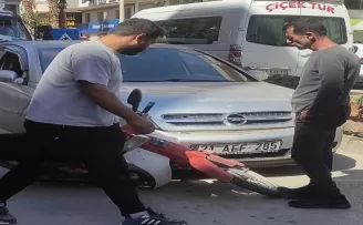 Antalya Kumluca’da maddi hasarlı trafik kazası