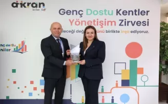 Antalya’ya ‘Genç Dostu Kent’ ödülü