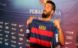 Arda Turan'dan Yeni Hocası Luis Enrique'ye 'Ofsayt' Golü!