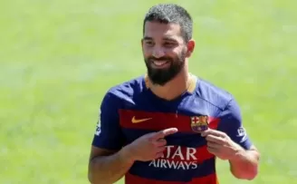 Arda Turan: G.Saray bana vereceği parayı...