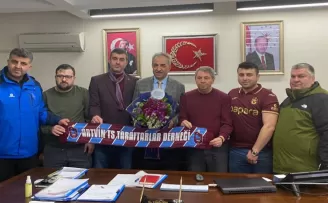 Artvin TS Taraftarları’ndan Yılmaz Boz’a ziyaret