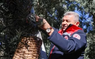 Artvin Valisi Ergün, Yusufeli’nde köylülerle buluştu