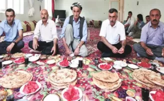 Aşiretler Renklerini Değiştirip HDP'yi Meclis'e Taşıdı