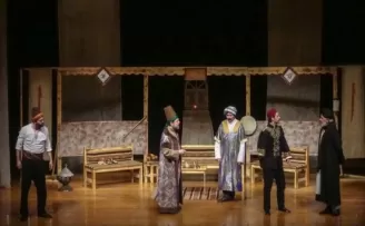 'Aşk.. Bir Zamanlar...' oyunu tiyatroseverlerle buluştu