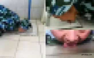 Asker yerleri yalayarak temziledi