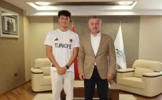 Avrupa Şampiyonu Kuzey Tunçelli’ye Kocaeli’den alkış