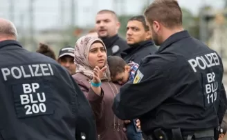 Avusturya da sınır kontrollerine başladı