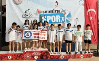 Balıkesir Büyükşehir’in minikleri madalyaları topladı