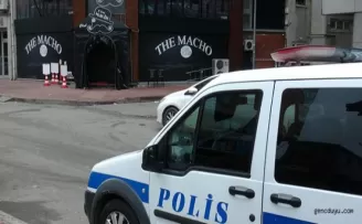 Barlar sokağında silahlı çatışma