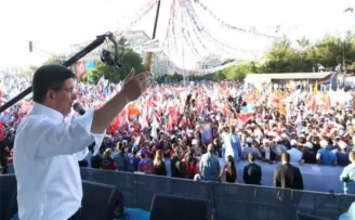 Başbakan Davutoğlu: Öksüz ve Yetim Her Çocuğa 100 TL