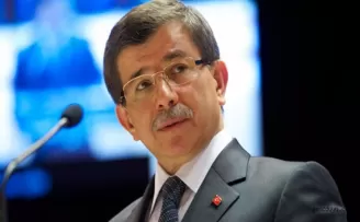 Başbakan Davutoğlu, Paris'e gidiyor
