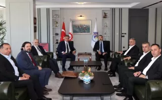 Başkan Tugay’dan Ankara’da sendikalara ziyaret