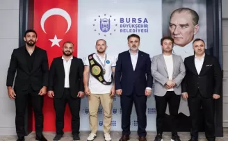 Başkan Vekili Biba dünya şampiyonu güreşçiyi ağırladı