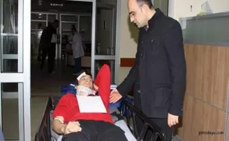 Basketbol takımı kaza yaptı: 15 yaralı