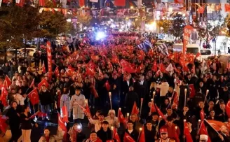 Beylikdüzü 103. yıl coşkusunu doyasıya yaşadı
