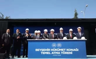 Beyşehir Hükümet Konağı’na temel, Yakamanastır Kır Evleri’ne açılış