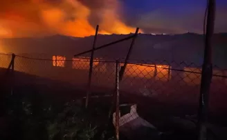 Bilecik Pazaryeri’nde tavuk çiftliğinde korkutan yangın!