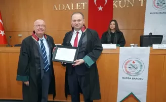Bursa Barosu’nda Yener Poroy dönemi resmen başladı