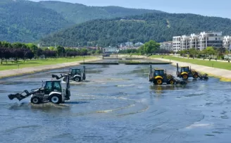 Bursa Büyükşehir’den Hüdavendigar’da dere temizliği