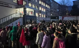 Bursa’da deprem şehitleri için saygı duruşu