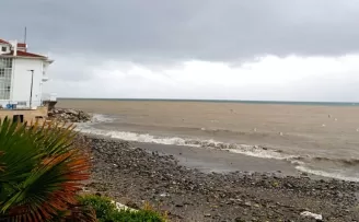 Bursa’da sel suları çamuru denize taşıdı!