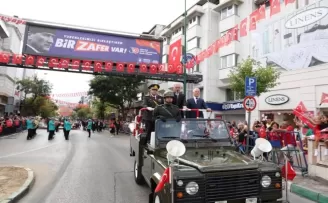 Bursa’da Zafer Bayramı coşkusu