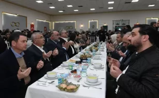  Bursa Emek’te gönüller aynı iftar sofrasında buluştu