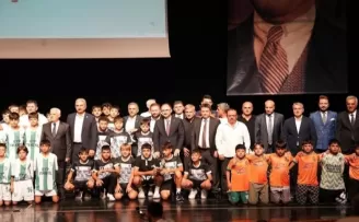 Bursa Gemlik Belediyespor’dan 3 kupa birden