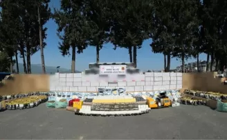 Bursa Gemlik’te milyonlarca makaron ele geçirildi