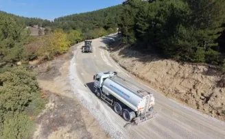 Bursa Keles’in üç mahallesinde yol mesaisi
