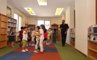 Bursa Nilüfer’de anneler ve çocuklar kütüphanelerde buluşuyor