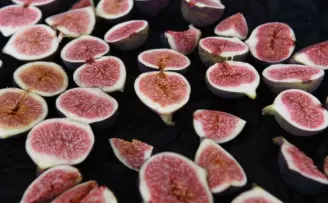 Bursa’nın dünyaca ünlü siyah incirleri Osmangazi’de yarıştı