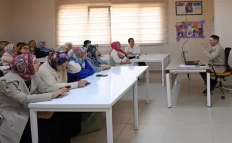 Bursa Osmangazi’de ’Kadın ve Toplum’ söyleşisi