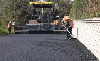 Bursa Osmangazi’de ulaşım konforu için yol seferberliği