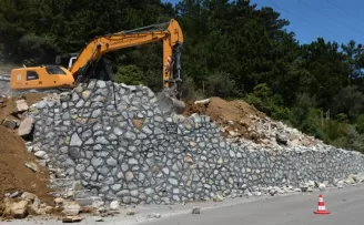 Bursa Osmangazi’den Uludağ yolundaki kaçak yapılara izin yok