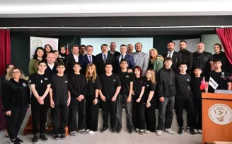 Bursa Yıldırım’da Başkan Yılmaz’dan gençlere tavsiyeler