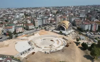 Çayırova Kent Meydanı’nda çalışmalar tam gaz