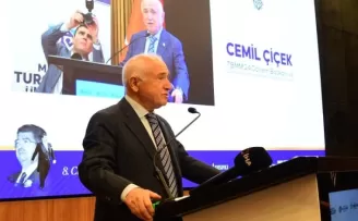 Cemil Çiçek Malatya’da ’Özallı Yıllar’da konuştu
