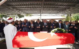 CHP’nin emektar ismi Bülent Hasan Tanla son yolculuğuna uğurlandı